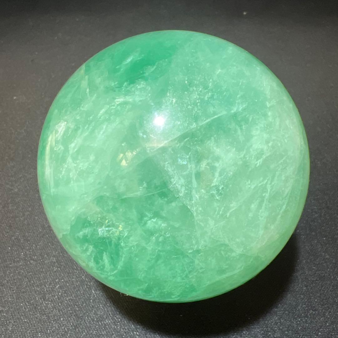 グリーンフローライト スフィア 0.9kg 82mm 丸玉 蛍石 高透明