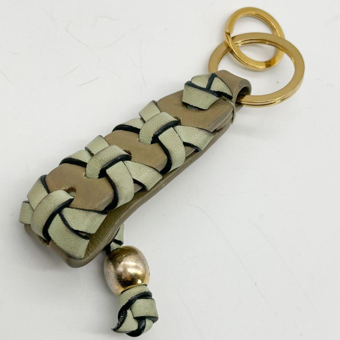 現行 ロエベ クロスプレイデッド レザー キーホルダー キーリング