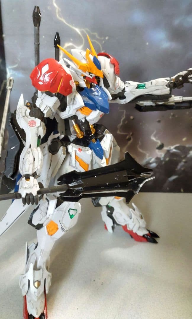 MGガンダムバルバトスルプス改完成品(塗装済)決闘マント装備
