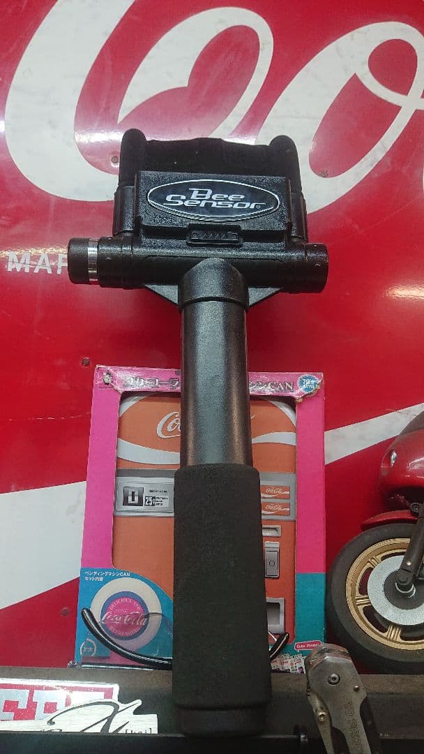 自動車 防犯対策 アラーム付ハンドルロック 加藤電機 ハイエース ランクル