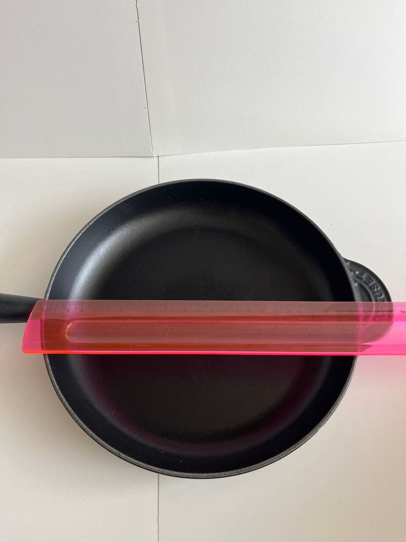 廃盤　ルクルーゼ　フライパン　ウッドハンドル　25cm マットブラック