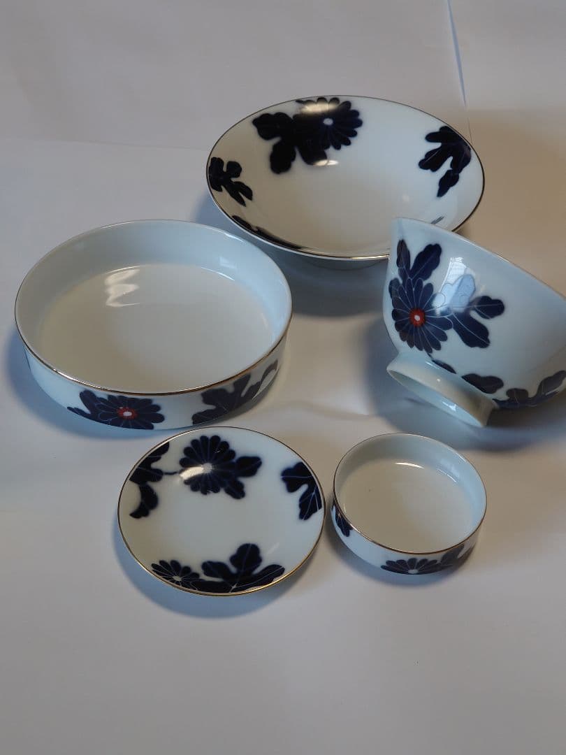 オールド　有田焼　深川製磁　 菊柄 和食器 5種類 計15皿