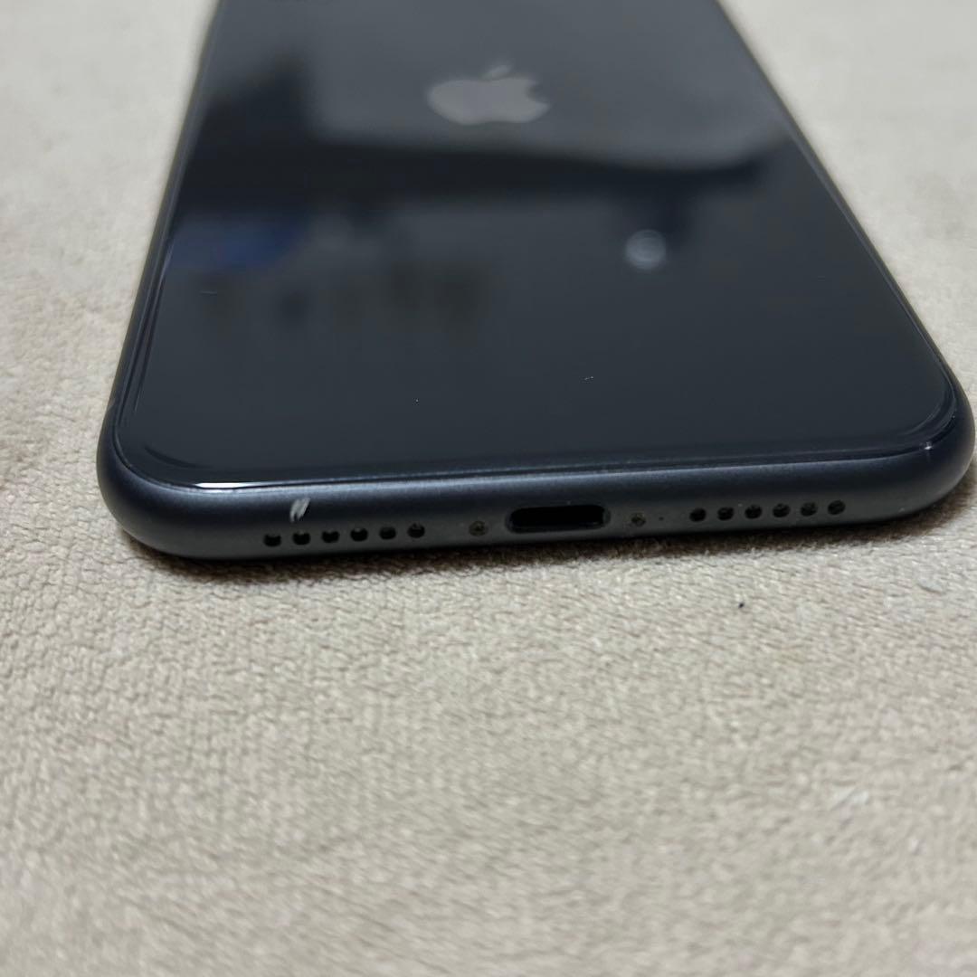 iPhone11 本体 64GB バッテリー残量70%