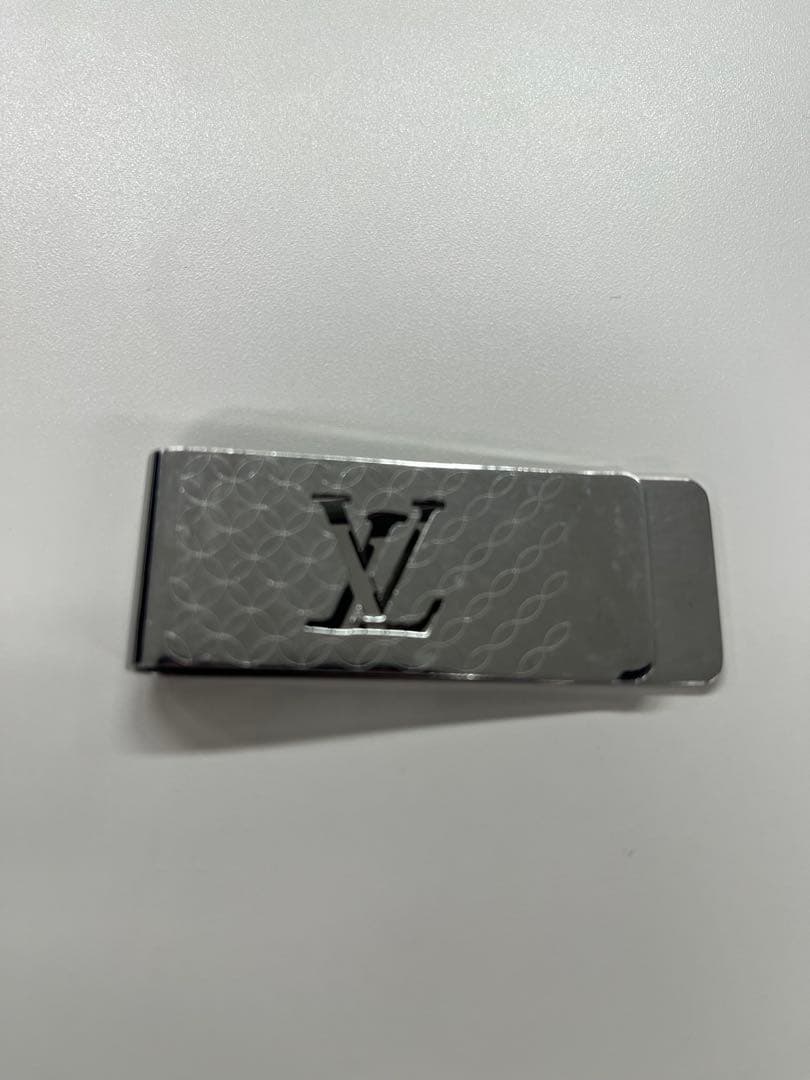 こ*ん様 Louis Vuitton マネークリップ