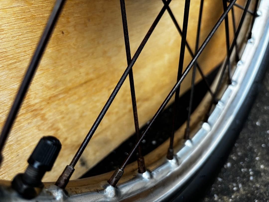 スーパーカブAA01　ホイールタイヤセット17インチ　当時物　旧車