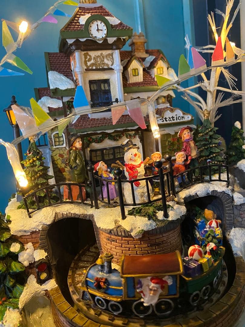 ビンテージ　クリスマス駅舎の装飾品 動く列車　音楽が流れます