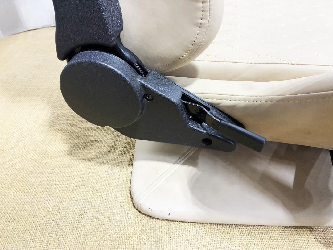 ★LEOVOL ゲーミングチェア【LEOVOL 座椅子 ベージュ】FOK3