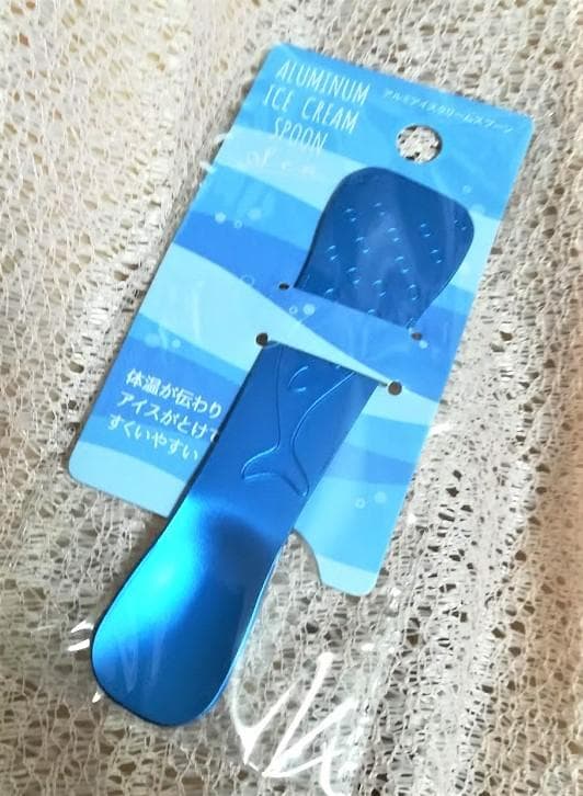 アイスクリームスプーン★ジンベイザメ★体温でアイスが溶けてすくいやすい♪