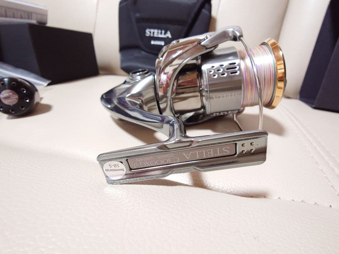 【9 9ちゃん様】シマノ　18ステラ　C3000XG