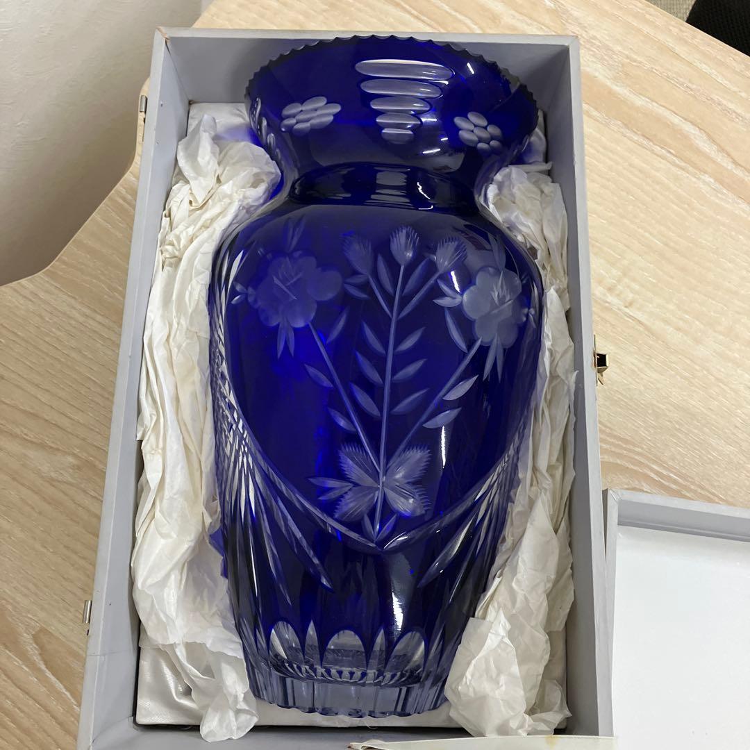 青色クリスタルガラス花瓶