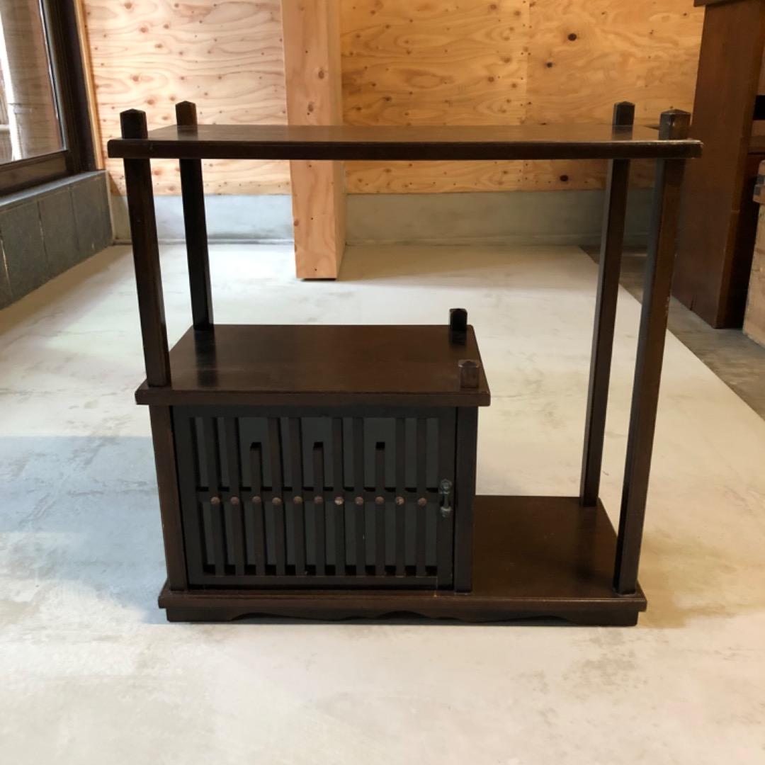 【昭和アンティーク】　戸棚　ガラス戸　飾り棚　ディスプレイ　昭和　和家具　木製