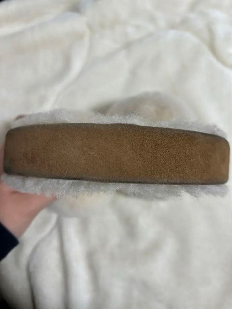 t*t様 UGG シープスキン イヤーマフ アイボリー 値段交渉承ります！！