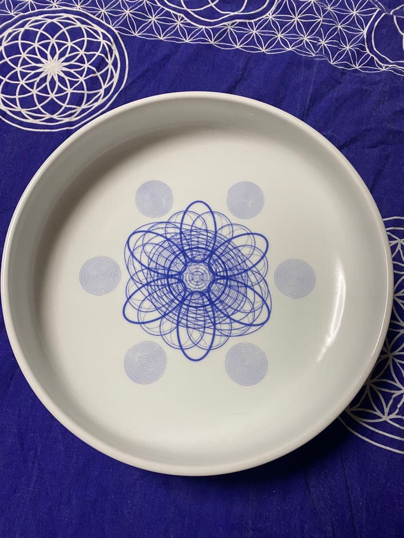 足立育郎先生の波動調整どら鉢