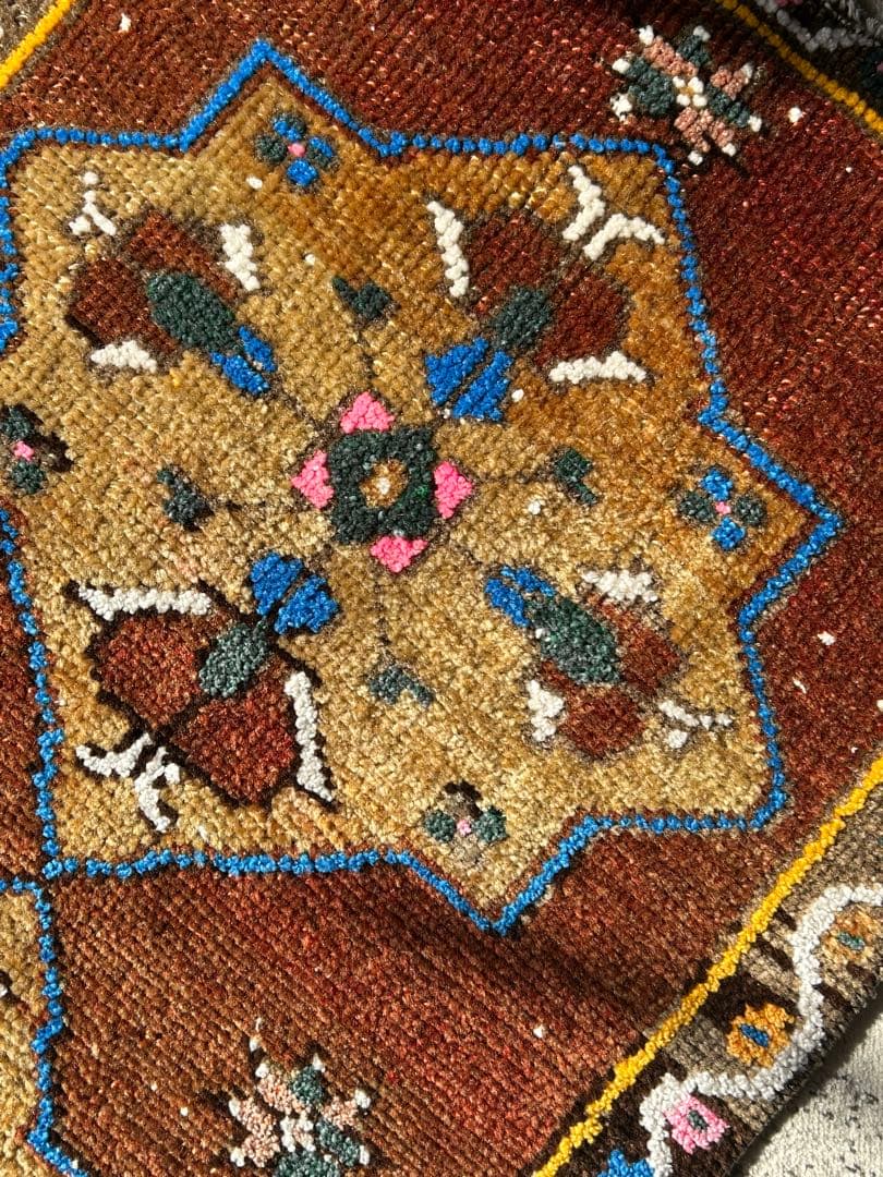 レア柄　トルコ　ヴィンテージ　ラグ　トルコラグ　ウール　モコモコ