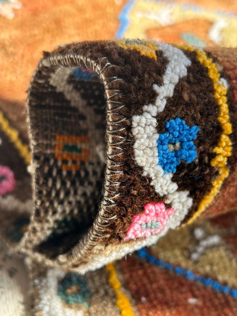 レア柄　トルコ　ヴィンテージ　ラグ　トルコラグ　ウール　モコモコ