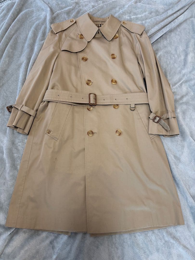 ベージュ トレンチコート ダブルブレスト