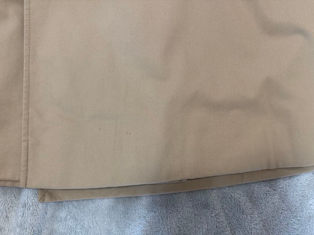 ベージュ トレンチコート ダブルブレスト