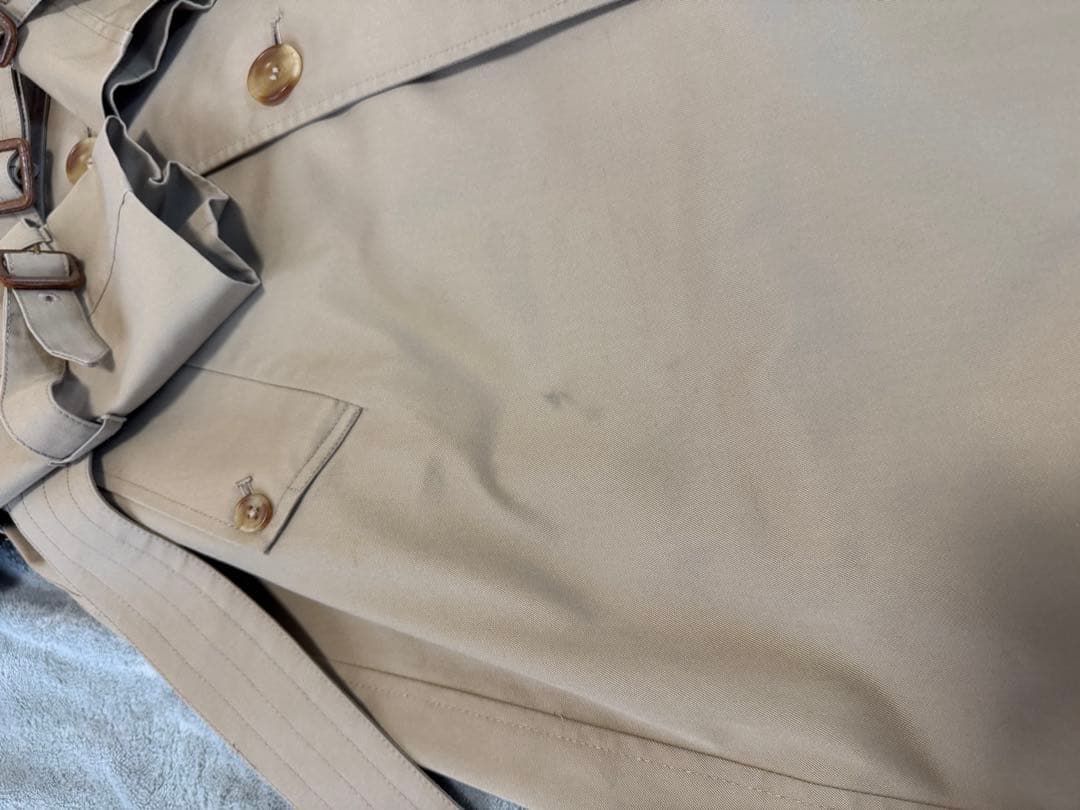 ベージュ トレンチコート ダブルブレスト