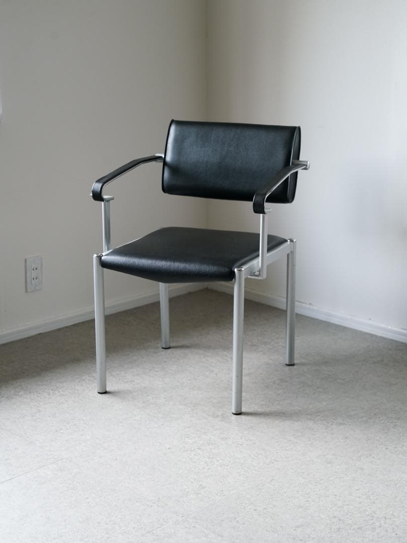 postmodern vintage レザー アームチェア ミッドセンチュリー