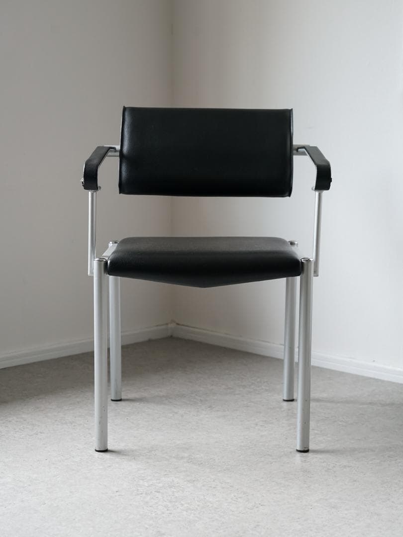 postmodern vintage レザー アームチェア ミッドセンチュリー