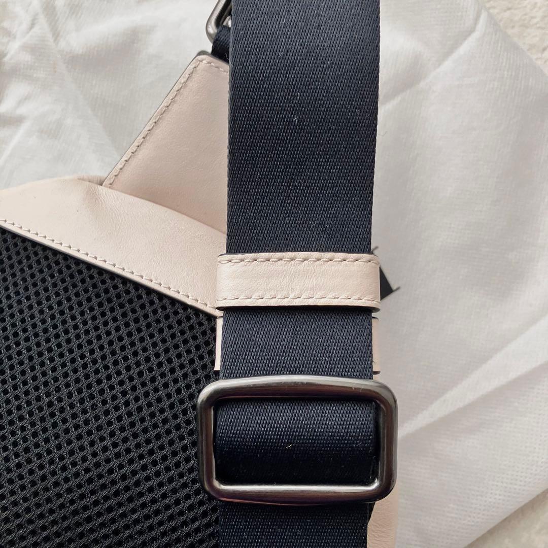 コーチ ショルダーバッグ ボディバッグ レザー ナイロン ロゴ 黒 ブラック