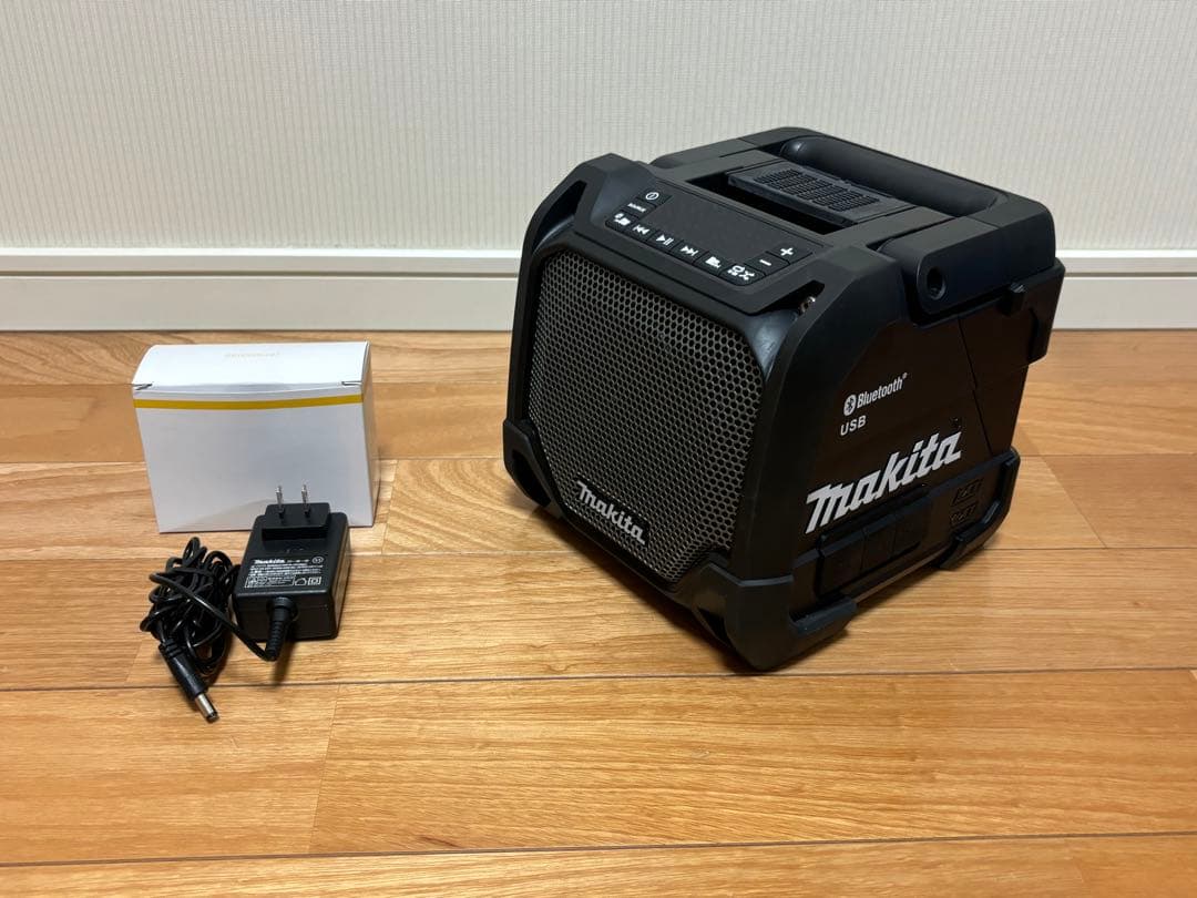 makita USBメモリ音楽再生機能付 Bluetootスピーカ MR202B