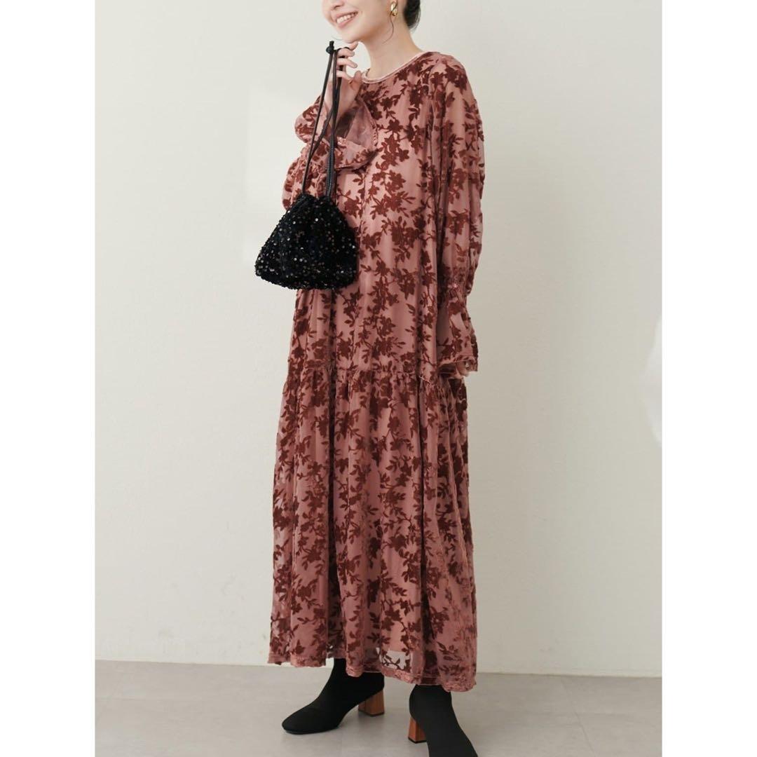 【新品タグ付】ナチュラルクチュール　シアーベロア花柄切替ワンピース　レッド　F