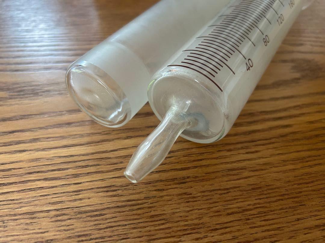 タ*ジ様 硬質硝子注射筒 辻 製作所 浣腸器 200cc TOYO 当時物 現状