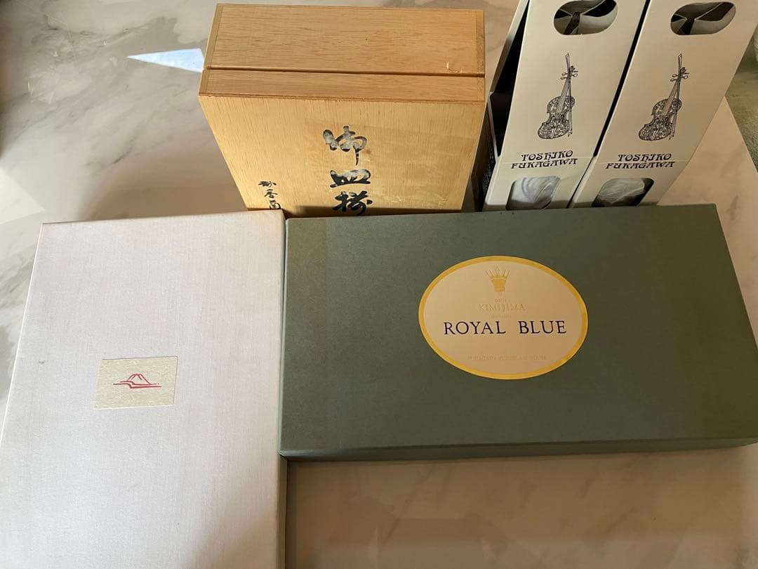 深川製磁　ブルーチャイナ、 BLUE 青い花柄皿セット　計13品