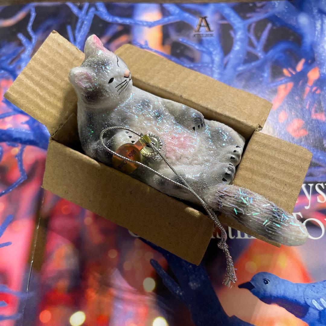 アスティエ・ド・ヴィラット　クリスマスオーナメント　ダンボール猫