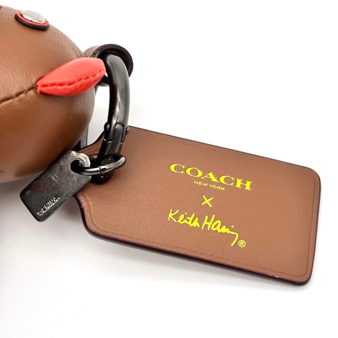 未使用に近い コーチ キースヘリング コラボ ベア キーホルダー ブラウン