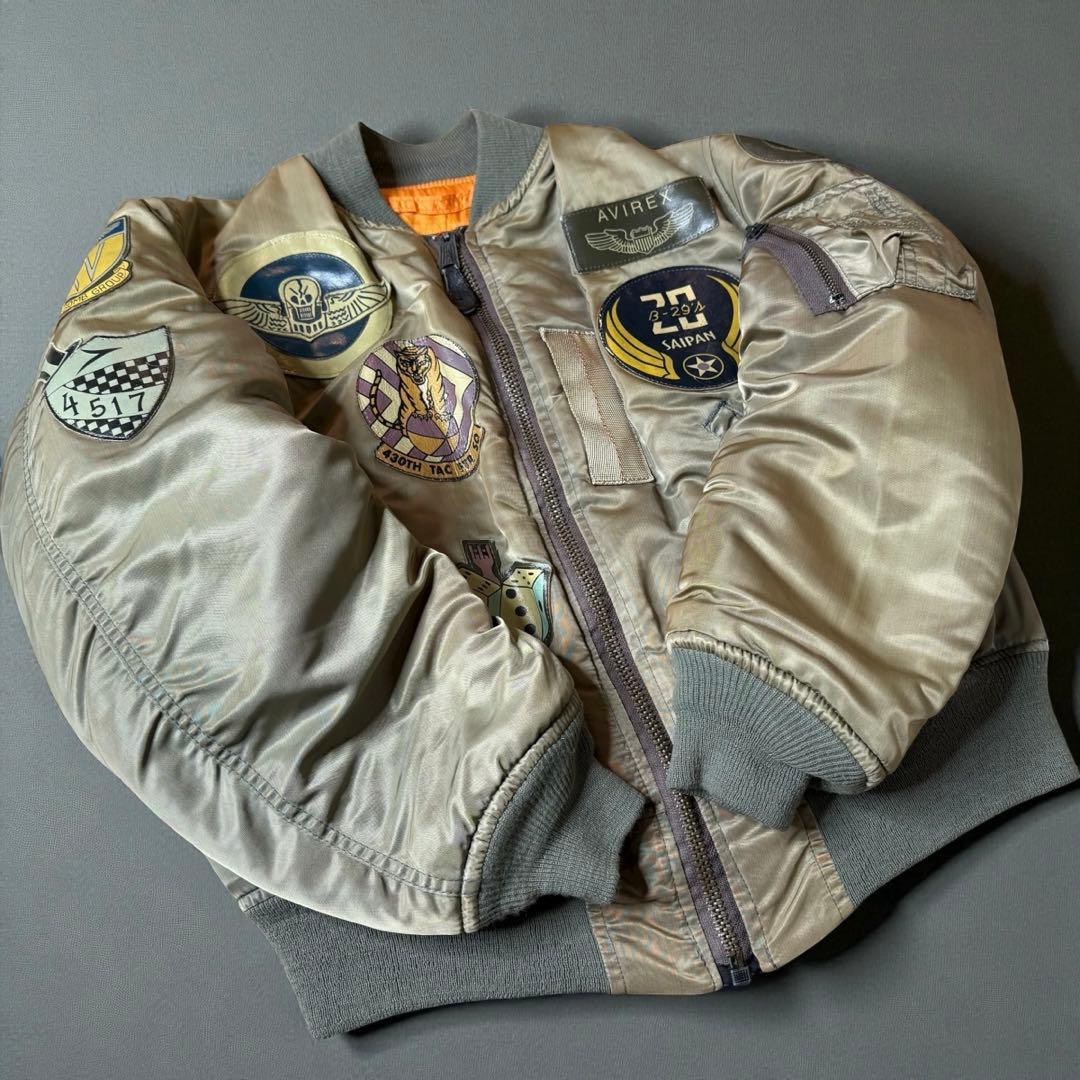 専用出品　米国製 AVIREX Ｓ M位 MA-1 MIL J 82798