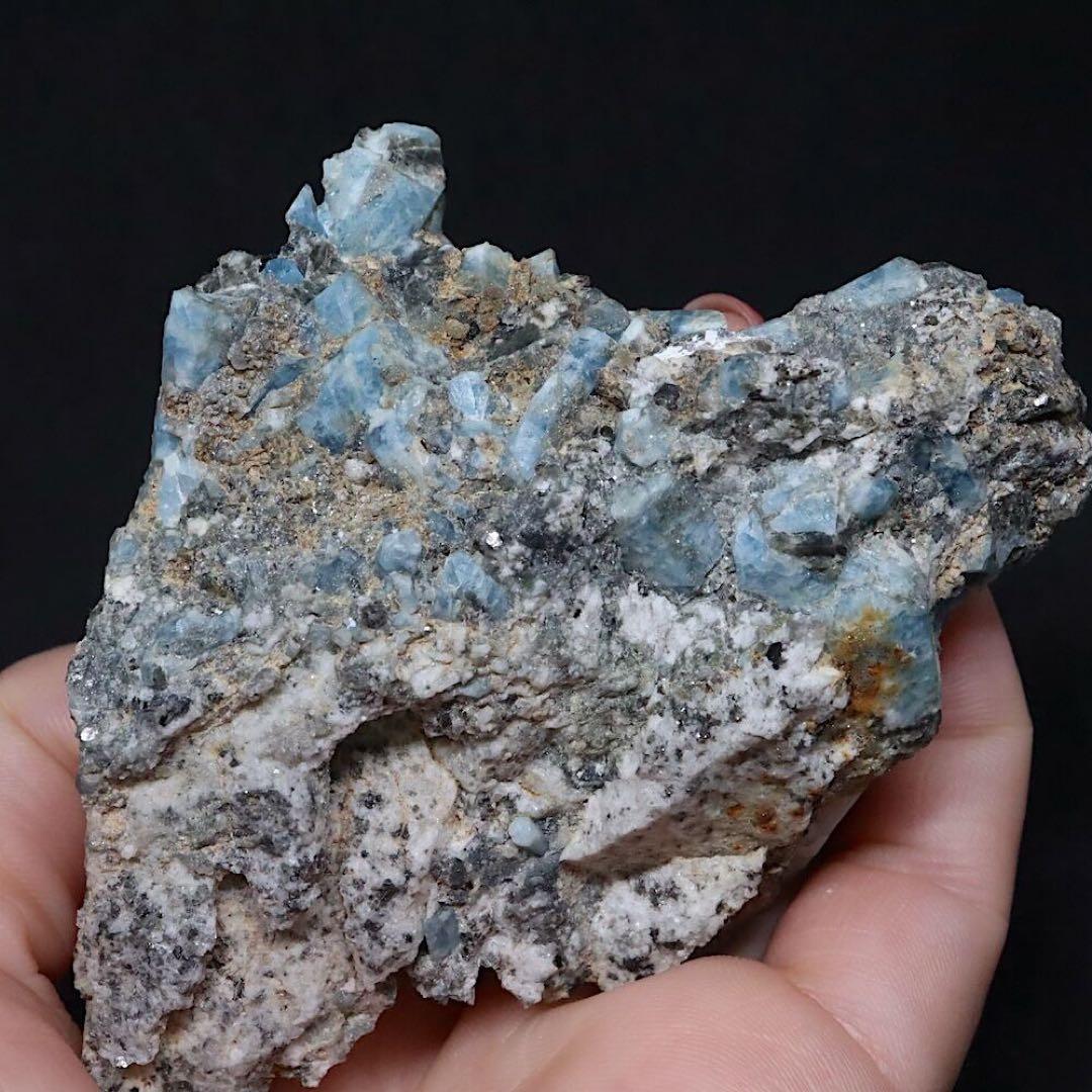 自主採掘！アクアマリン カリフォルニア179.6g AQ331 鉱物　原石天然石