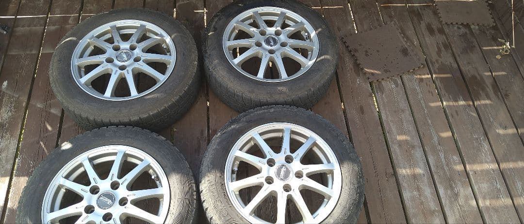 スタッドレスタイヤホイール付き 15インチ 4本セット175/65R15 5H