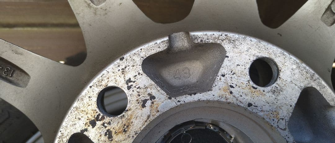 スタッドレスタイヤホイール付き 15インチ 4本セット175/65R15 5H