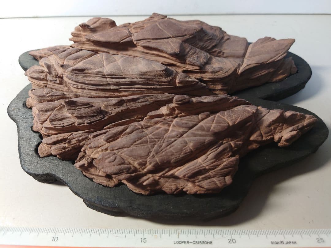 赤抹香石　赤い谷　水石 鑑賞石