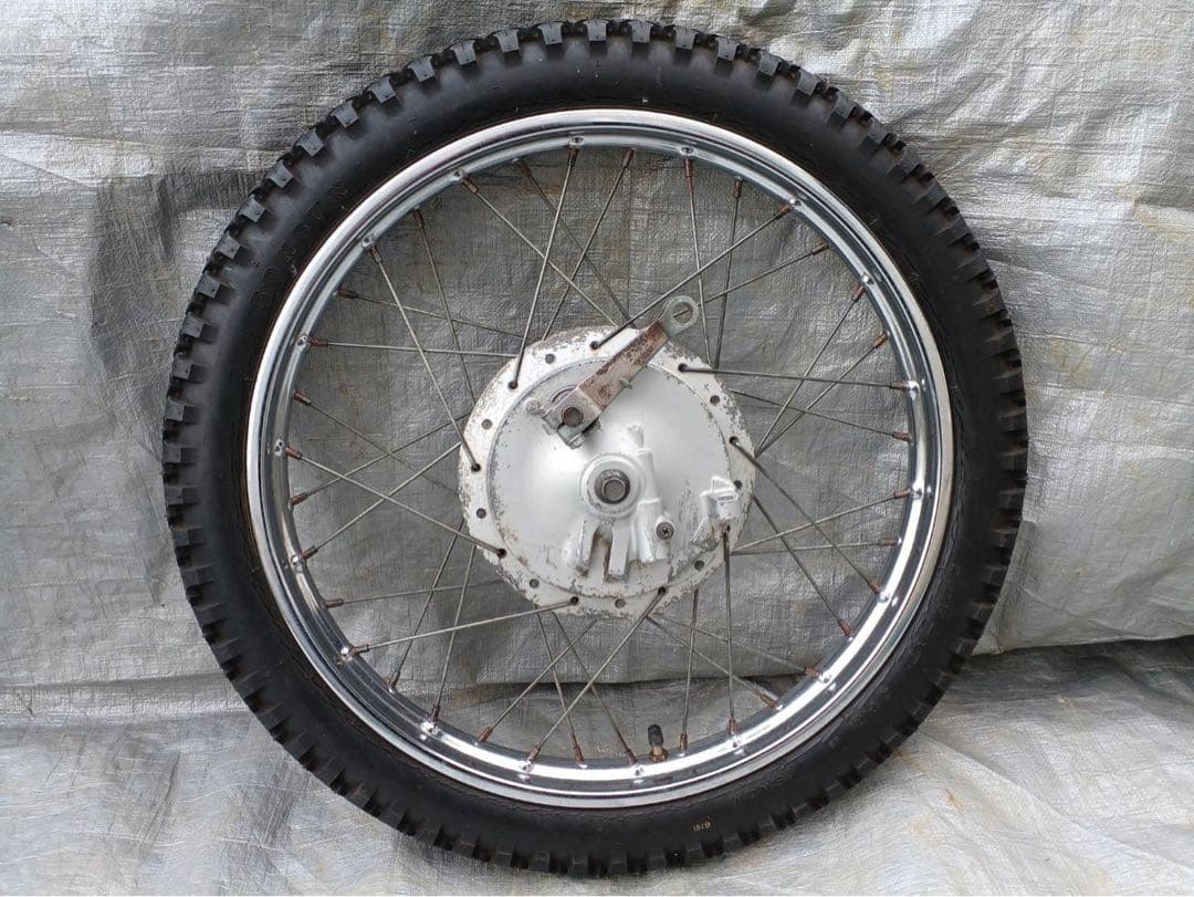 【スーパーカブ90 デラックス フロントホイール セット　通称デカドラム】