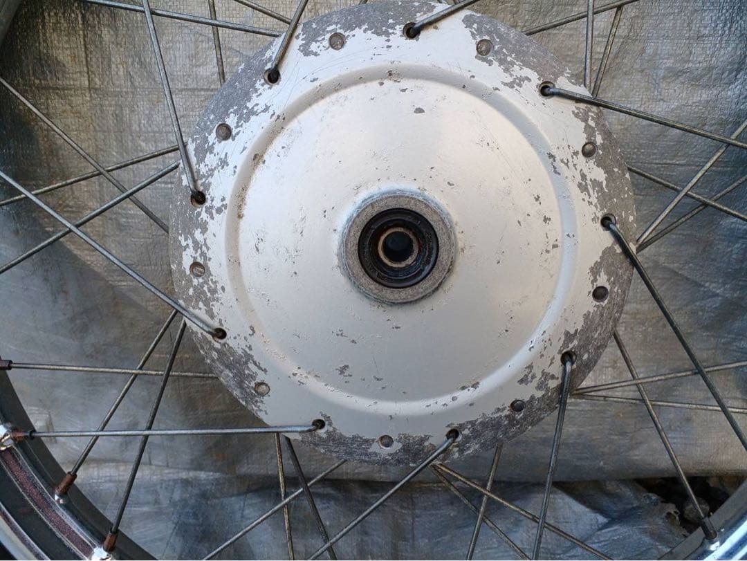 【スーパーカブ90 デラックス フロントホイール セット　通称デカドラム】