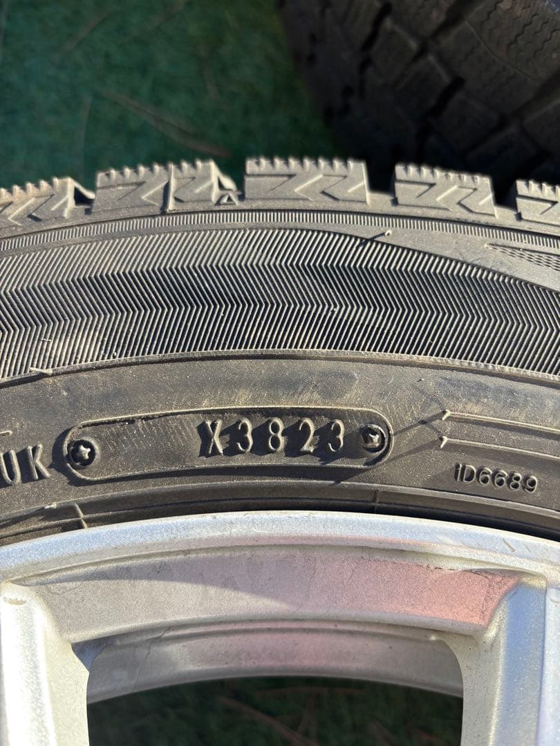 195/60R17 60プリウススタッドレスアルミセット23年製