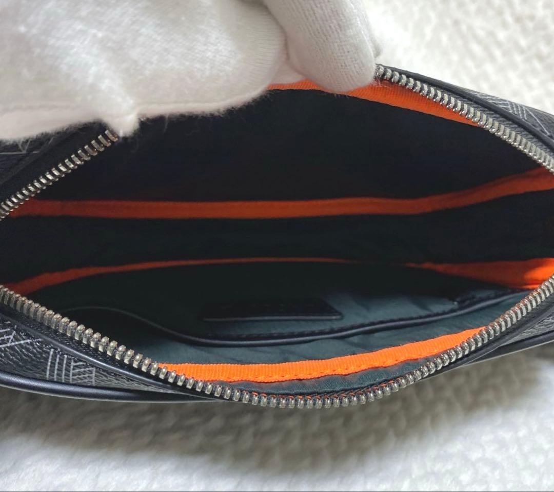 極美品】LACOSTE ラコステ モノグラム総柄 ボディバッグ ショルダーバッグ