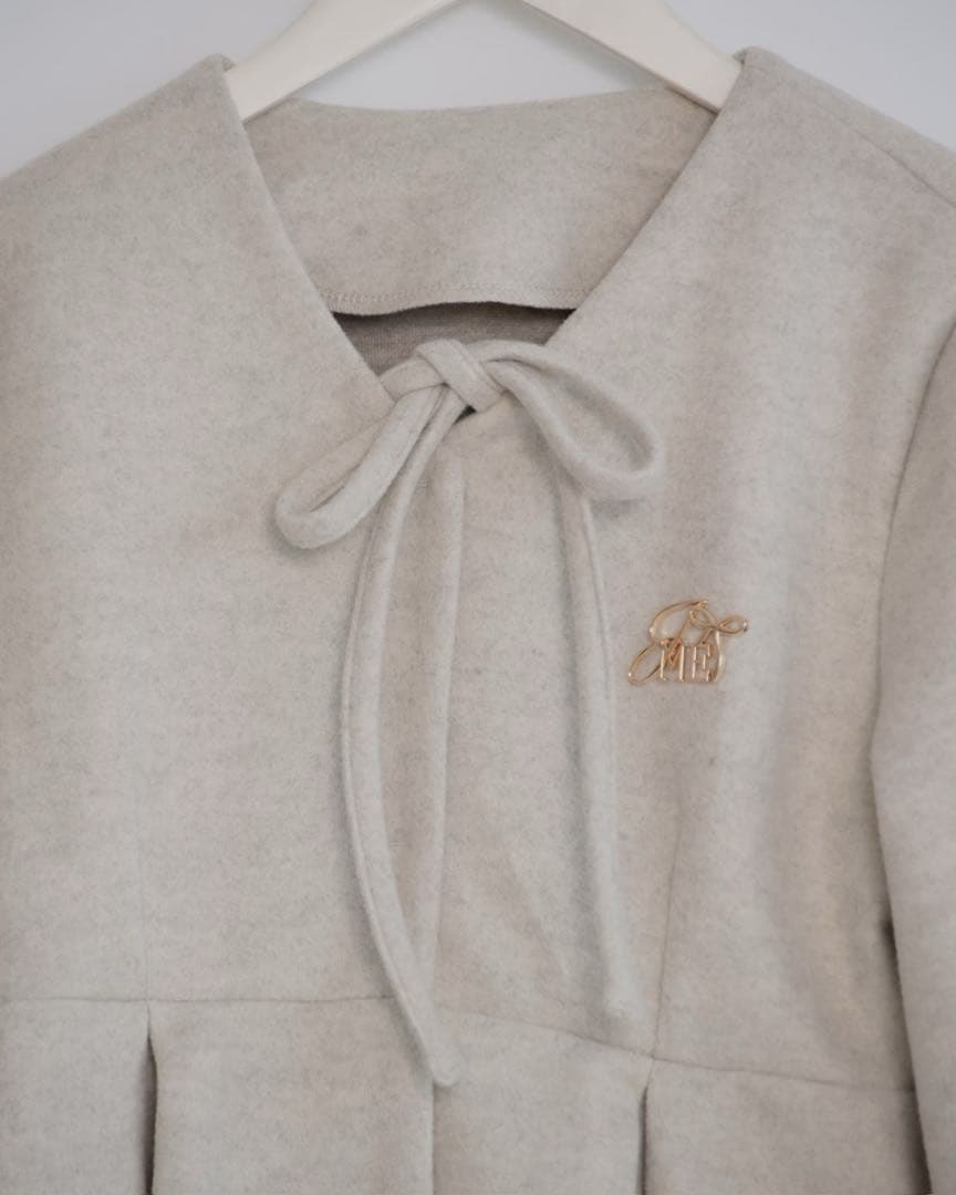 【完売品】jumelle メルトンペプラムトップ