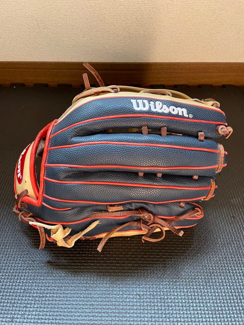 ウィルソン　軟式グローブ　外野手用　左利き