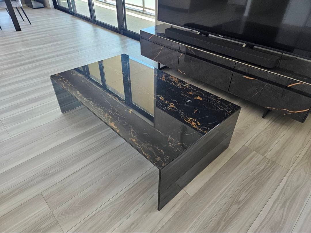 カリガリス　テーブル　ブラックマーブル　ローテーブル　美品　人気カラー