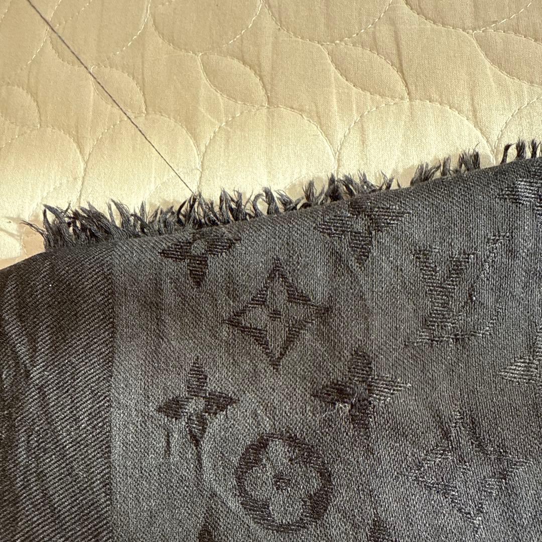 ルイヴィトン　ストール　ショール　黒