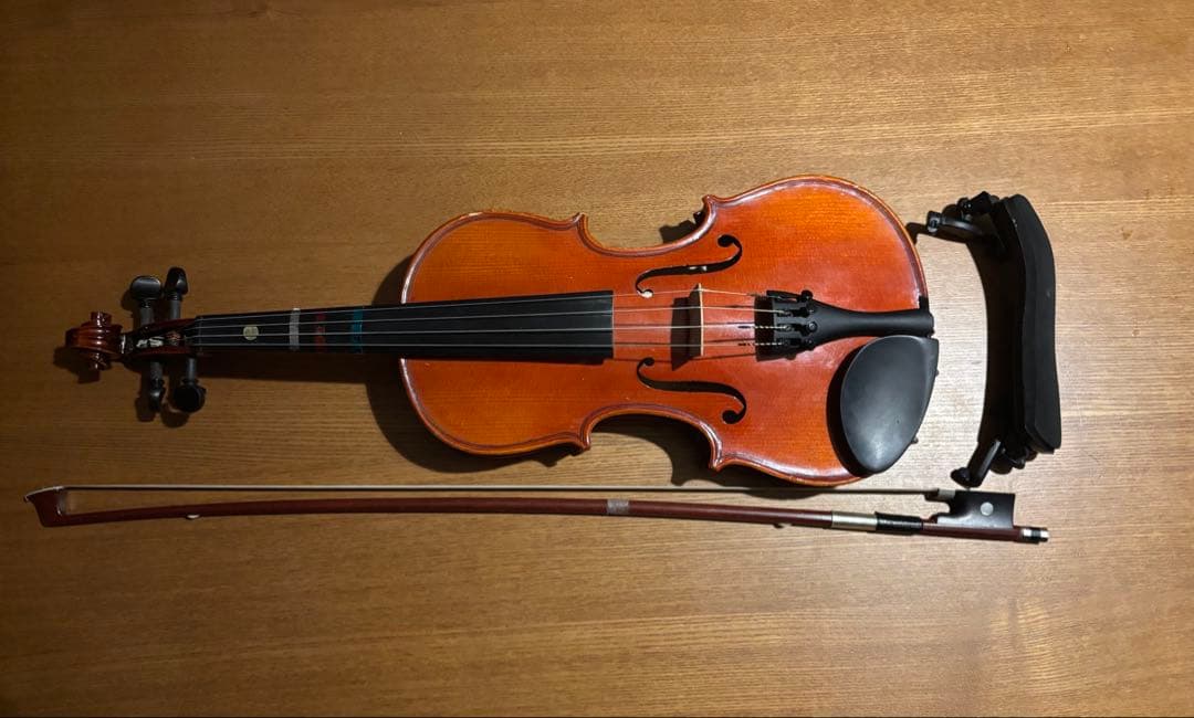 Suzukiバイオリン1/4 (230)本体 / 弓/ケース付き2016 年製造