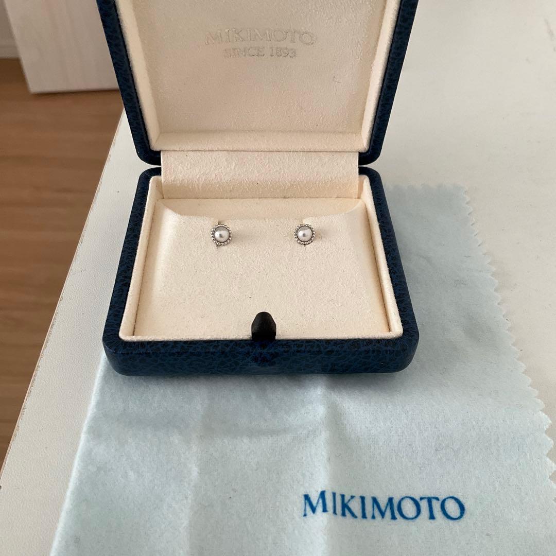MIKIMOTO 真珠スタッドピアス 専用ケース付き