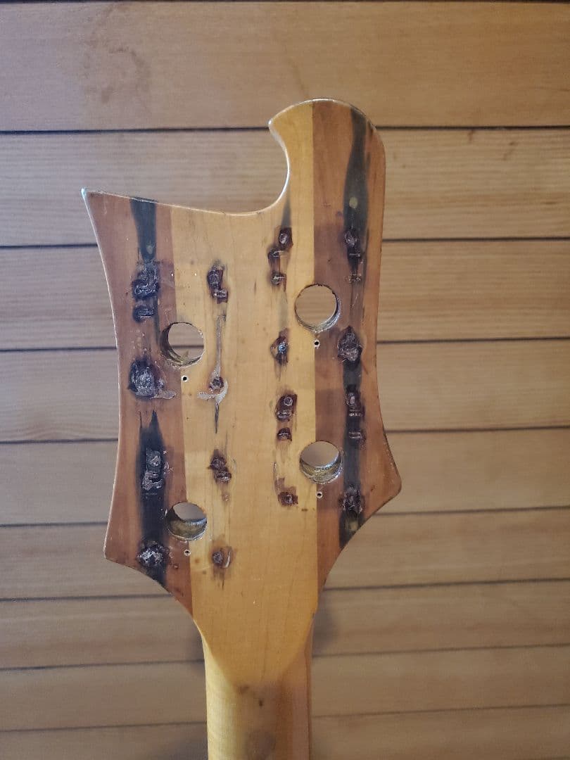 リッケンバッカー4001sコピー　ボディのみ　Fernandes?