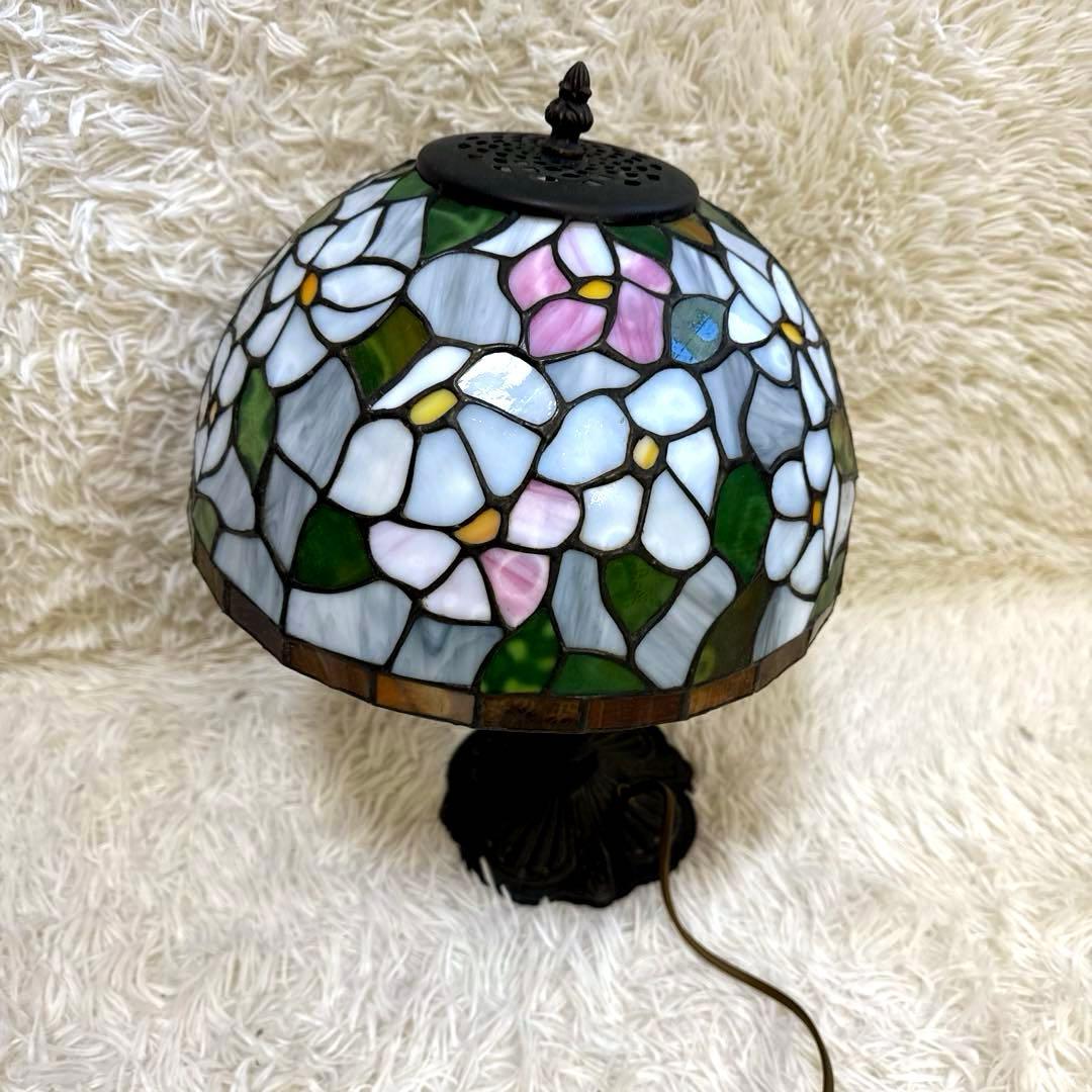 アンティーク　レトロ　ステンドグラス テーブルランプ 照①