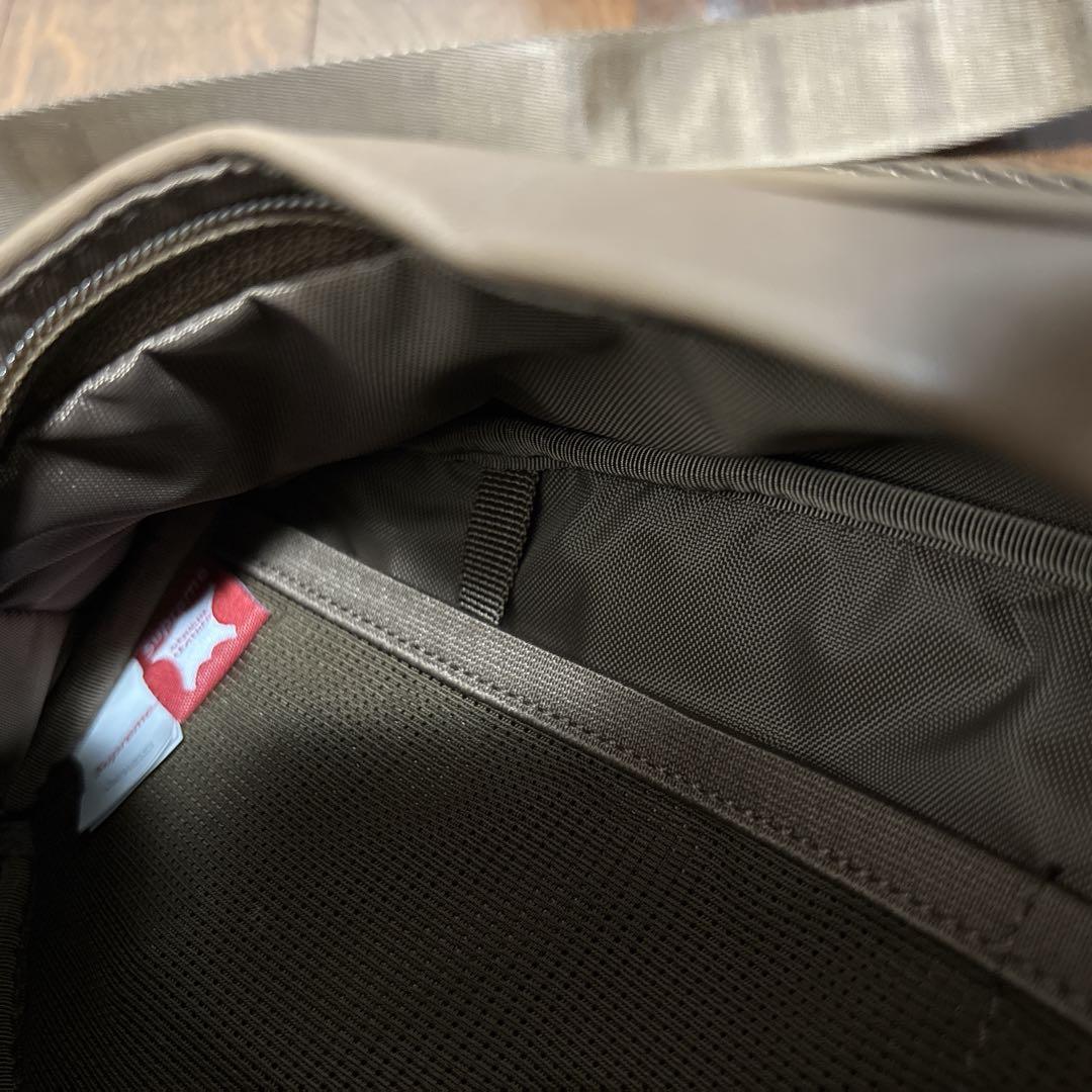 supreme シュプリーム ボディバッグ ワンショルダー　レザー　ブラウン