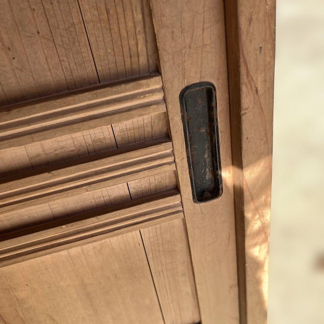 送料込　昭和レトロ　古民家　木製下駄箱　棚　引き戸　キャビネット　アンティーク